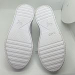 Puma  Carina Iridescent High Platfrom Low Top Sneakers White/Silver Women's  8.5 Photo 4