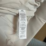 Alo Yoga Captivate Puffer Bone / XS Photo 4