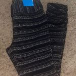 Columbia NWT Black and White Geometric Leggings Photo 0
