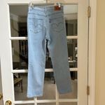 Levi's 724 High Rise Straight Crop in Light Distressed Blue, Size 27 Photo 6