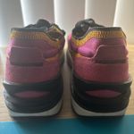 Nike  Waffle Women’s Shoes Photo 4