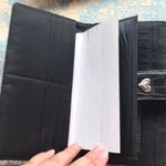 Mundi Snap clutch wallet by mundo black NWT vegan alligator Photo 6