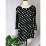 cha cha vente  Black & White Striped Asymmetrical Knit 3/4 Sleeve Tunic M Photo 1