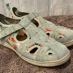 Earth Origins  dusty green Effie comfort sandals Photo 2