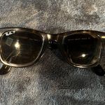 Ray-Ban Wayfarer Polarized Sunglasses Photo 0