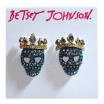 Betsey Johnson  Crowned Skull Earrings Photo 1