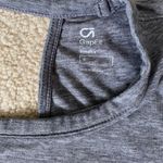 Gap Gray Workout Shirt Photo 2