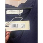 Mododoc Casual V Photo 2