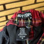 Hot Topic  Red And Black Plaid Shorts‎ Size XL Photo 4