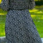 Calista Ditsy Printed Smocked Top Midi Dress Women sz Medium black white floral Photo 1