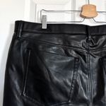 Abercrombie & Fitch NEW Curve Love Vegan Leather 90s Relaxed High Rise Pants Photo 10