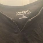 Catherines FINAL MARKDOWN Catherine’s notch neck tee 4x Photo 1