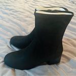Kenneth Cole Reaction Raleigh Block Heel Ankle Bootie Black Faux Suede 7.5 Photo 5