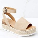 platform sandals Size 7.5 Photo 0