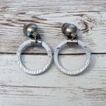 Vintage Clip On Earrings Photo 0