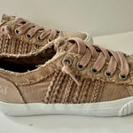 blowfish  Dusty PINK Canvas Tennis Shoes - Slip On Women's - Size 7 Photo 0