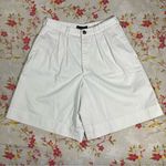 Liz Claiborne White Bermuda Shorts Photo 0