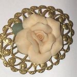 Vintage Gold Tone 3D Raised Pink Flower Boho Retro Brooch Shoulder Pin Photo 1