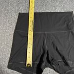 Everlane Perform Bike Shorts Photo 10