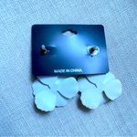 Flower Dangle Earrings Boho Layered Floral White Photo 3