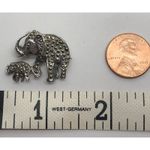 Vintage 925 Sterling Silver ELEPHANT & BABY PIN Authentic Marcasite‎ Gemstones Photo 2