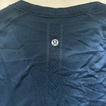 Lululemon Midnight Navy “Swiftly Tech Long Sleeve Crew” Photo 4