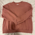 Hollister  Crewneck Sweatshirt Cropped Photo 0