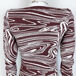 ASTR  Bodycon Knit Mini Dress in Wine & White Photo 4