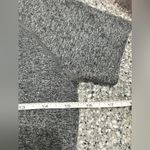 Women 2 Piece Seamless Short Sleeve Top & Leggings Size Medium Gray Photo 4