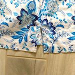 David Loren| White/blue flower print pencil skirt with belt loops & back slit White Size 12 Photo 4