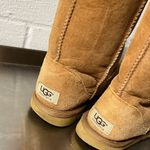 UGG Classic Chestnut Boots Photo 4