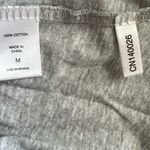 Soho  New York Company gray t-shirts with a chest pocket and a relaxed fit Photo 4