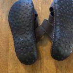 Cabela's  leather brown toe strap sandals woman’s size 7 Photo 4