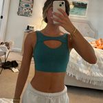 Lululemon Cropped Green  Top Photo 4