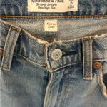 Abercrombie & Fitch Abercrombie Jeans Curve Love Ankle Straight Ultra High-Rise Photo 3