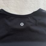 Lululemon  Black Top Women’s 4 Photo 2