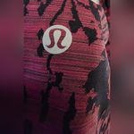 Lululemon  Heathered Burgundy Black Floral Cropped Leggings Size 6 Photo 2