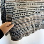 Volcom gray aztec stripe patterned hoodie sweater women's size small petite Photo 3