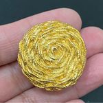 Gucci Vintage 80’s PAOLO Gold-plated Textured Rose Clip On Round Earrings Photo 3