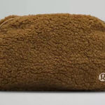 Lululemon Everywhere Fleece Belt Bag Vol 1L in Brown Photo 0