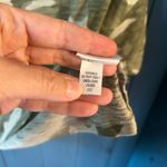 Old Navy  Women's Camouflage Crop Top - Green | Women’s Size Medium Photo 3