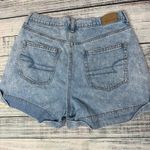 American Eagle  AE Pleated Mom Shorts Light Wash Women's 6 Photo 2