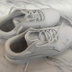 White  trainers puma trainers Photo 0