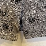 Liz Claiborne Black & White Floral Paisley Pencil Skirt Zipper EUC Sz 6 Cotton Photo 3