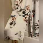 Moon River NWT  Gorgeous White Floral Lined Wide Leg Pants Size XS Photo 2