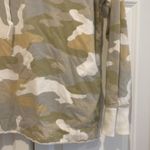 Aerie  Women’s Camo pullover hoodie sweatshirt with side slits size large Photo 1