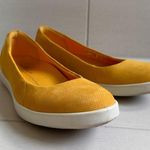 Ecco  Barentz Ballet Flat Slip On Sneaker - Yellow Leather - Size 8-8.5 Photo 1