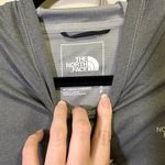 The North Face  Lightweight Hooded Sweatshirt Jumper Size Small Gray Cropped Photo 3