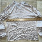 Carmen Marc Valvo  Uptownie Lite Blouse Beige with Bell Sleeves‎ Size L Photo 3