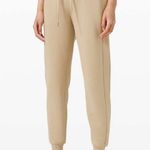 Lululemon  Scuba High Rise Joggers Fleece Trench Color Size 2 Photo 3